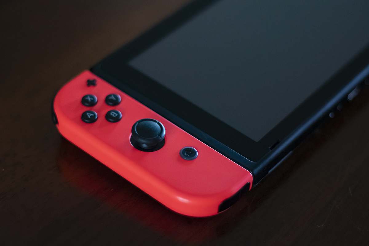 mobile phone black Nintendo Switch cell phone